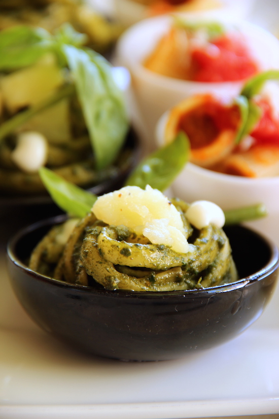 Linguine Faella al pesto genovese, preparate dallo chef Vincenzo Piacente- Hotel Parco dei Principi di Sorrento